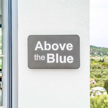 Willa Above The Blue *