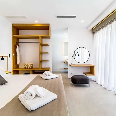 Above The Blue Willa