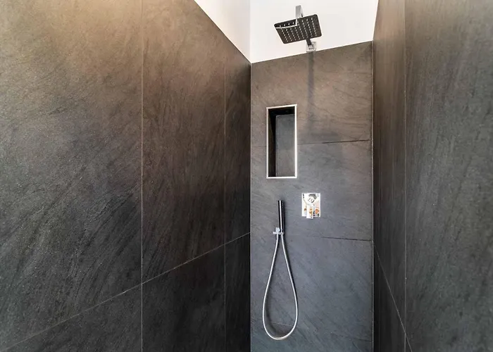 Above The Blue Willa Lefkáda