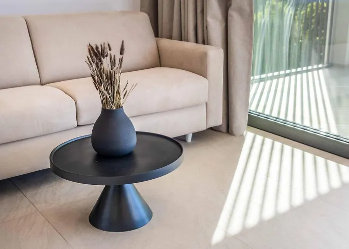 Above The Blue * Lefkáda